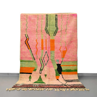 Moroccan Vintage Rug 5.6 x 8.7 feet / 171 x 267 cm - Ettilux Home